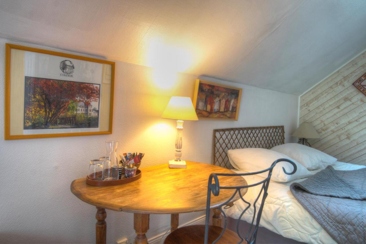 Bed and Breakfast Maison Prairie Bonheur Маньи-лез-Амо Экстерьер фото